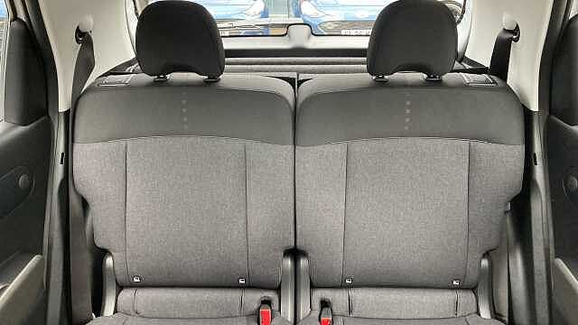 Hyundai INSTER 85kW 02 49kWh 5dr Auto Electric Hatchback