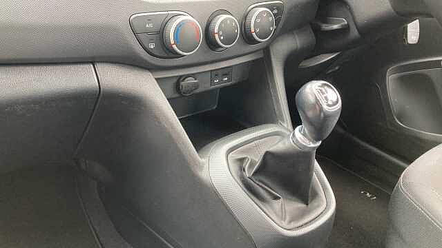 Hyundai i10 1.0 SE 5dr Petrol Hatchback