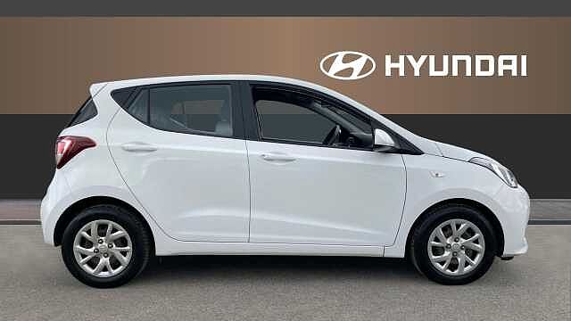 Hyundai i10 1.0 SE 5dr Petrol Hatchback