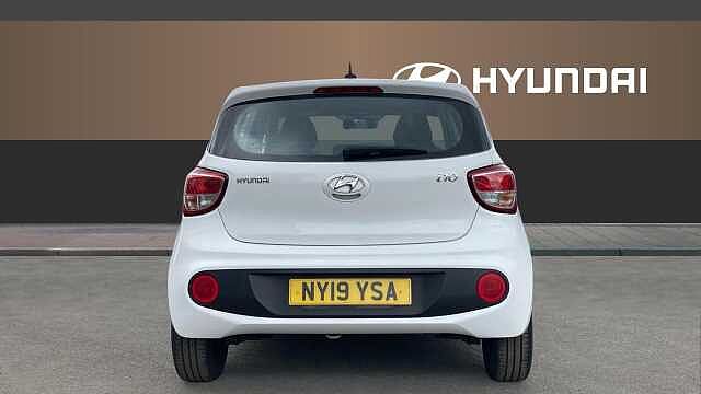 Hyundai i10 1.0 SE 5dr Petrol Hatchback