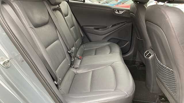 Hyundai IONIQ 1.6 GDi Hybrid Premium SE 5dr DCT Hybrid Hatchback