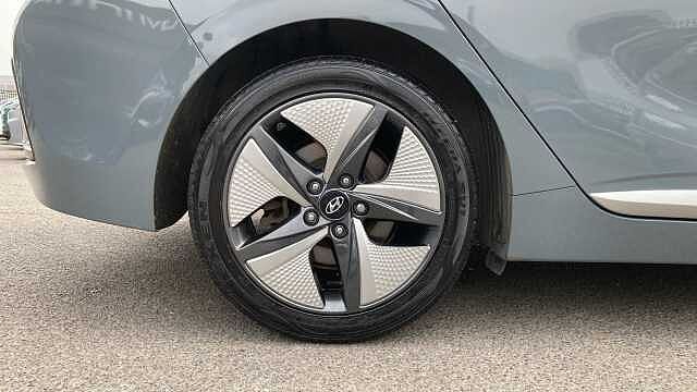 Hyundai IONIQ 1.6 GDi Hybrid Premium SE 5dr DCT Hybrid Hatchback