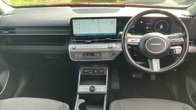 Hyundai KONA 1.6 GDi Hybrid Advance 5dr DCT Hybrid Hatchback Orange