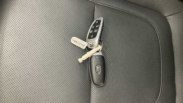 Hyundai TUCSON 1.6 TGDi Hybrid 230 Ultimate 5dr 2WD Auto Hybrid Estate Grey