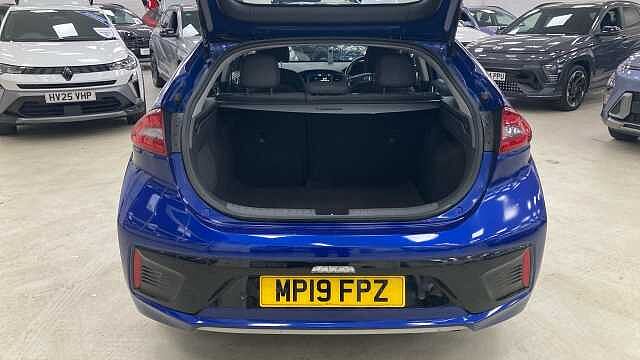 Hyundai IONIQ 1.6 GDi Hybrid Premium 5dr DCT Hybrid Hatchback