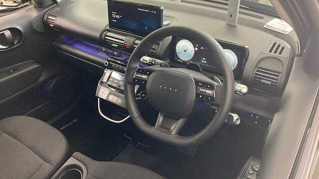 Hyundai INSTER 85kW 02 49kWh 5dr Auto Electric Hatchback