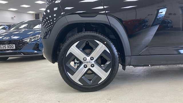 Hyundai INSTER 85kW 02 49kWh 5dr Auto Electric Hatchback