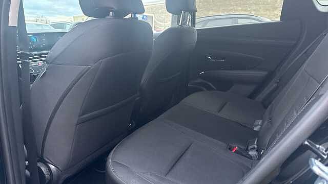 Hyundai TUCSON 1.6T Hybrid Advance 5dr Auto Hybrid Estate Black