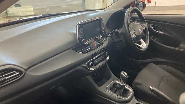 Hyundai i30 1.0T GDi SE Connect 5dr Petrol Hatchback