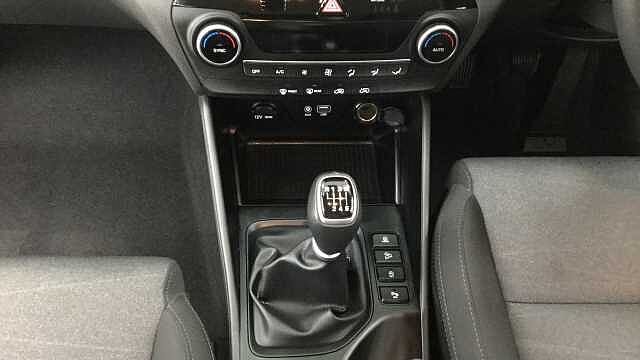 Hyundai TUCSON 1.6 GDi SE Nav 5dr 2WD Petrol Estate