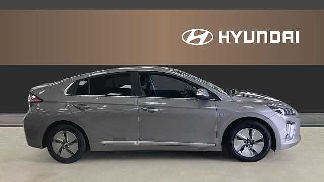 Hyundai IONIQ 1.6 GDi Hybrid Premium 5dr DCT Hybrid Hatchback