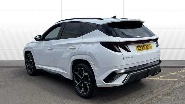 Hyundai TUCSON 1.6T Plug-in Hybrid N Line 5dr Auto White