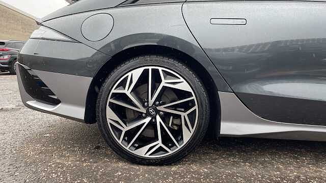 Hyundai IONIQ 6 168kW Premium 77kWh 4dr Auto