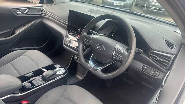 Hyundai IONIQ 100kW Premium 38kWh 5dr Auto