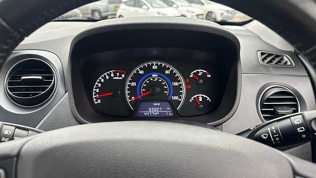 Hyundai i10 1.0 SE 5dr
