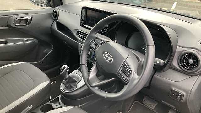 Hyundai I10 1.0 [63] Advance 5dr Auto [Nav] Petrol Hatchback Black