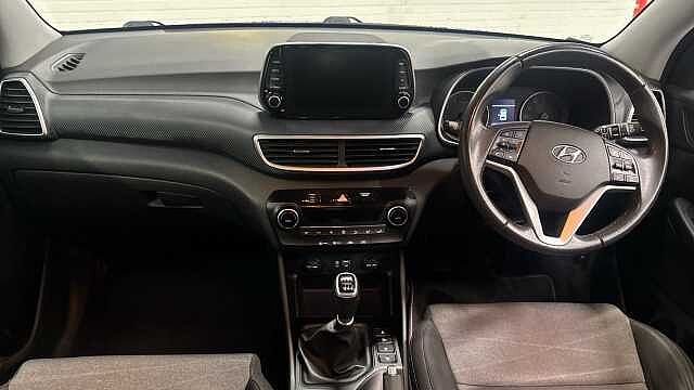 Hyundai TUCSON 1.6 GDi SE Nav 5dr 2WD Petrol Estate Blue