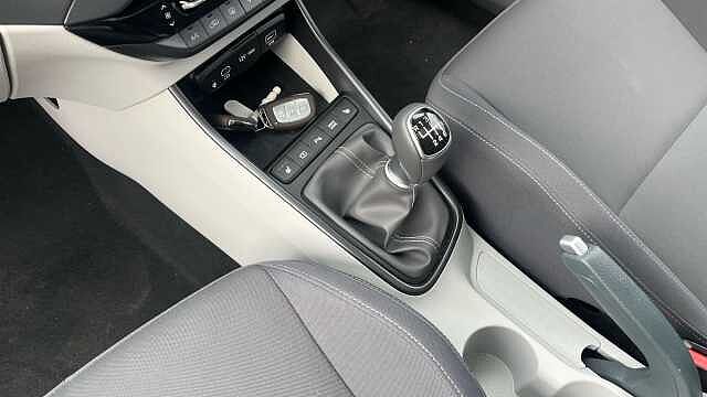 Hyundai BAYON 1.0 TGDi Ultimate 5dr Petrol Hatchback White