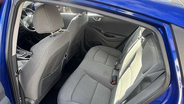 Hyundai IONIQ 1.6 GDi Hybrid Premium 5dr DCT Hybrid Hatchback Blue