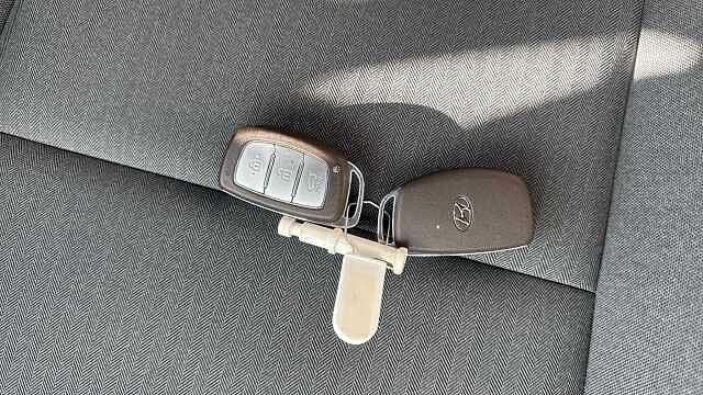 Hyundai IONIQ 1.6 GDi Hybrid Premium 5dr DCT Hybrid Hatchback Blue