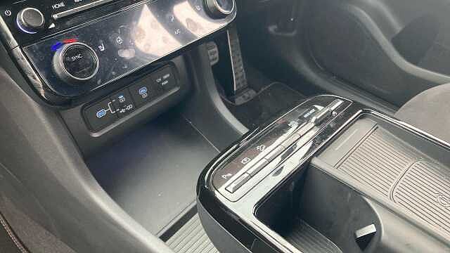 Hyundai TUCSON 1.6T Hybrid N Line 5dr Auto Hybrid Estate White