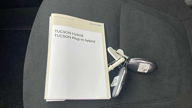 Hyundai TUCSON 1.6T Hybrid N Line 5dr Auto Hybrid Estate White