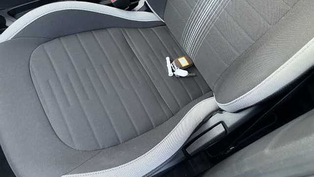 Hyundai I10 1.2 MPi Premium 5dr Auto Petrol Hatchback White