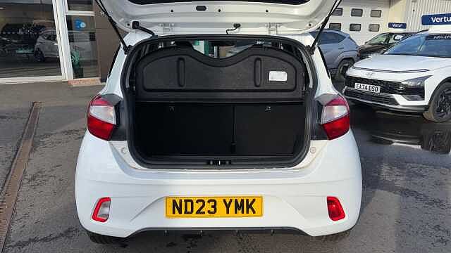 Hyundai I10 1.2 MPi Premium 5dr Auto Petrol Hatchback White