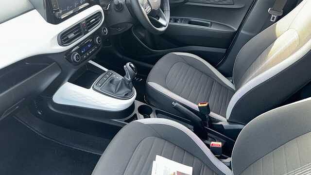 Hyundai I10 1.2 MPi Premium 5dr Auto Petrol Hatchback White