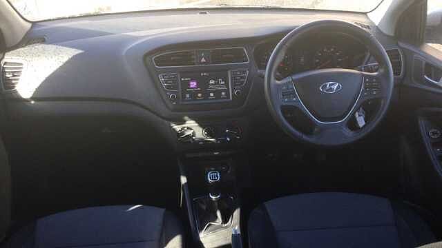 Hyundai I20 1.2 MPi SE 5dr Petrol Hatchback Silver