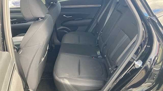 Hyundai TUCSON 1.6 TGDi Hybrid 230 SE Connect 5dr 2WD Auto Hybrid Estate Black