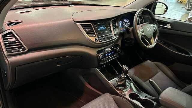 Hyundai TUCSON 1.7 CRDi Blue Drive SE 5dr 2WD Diesel Estate