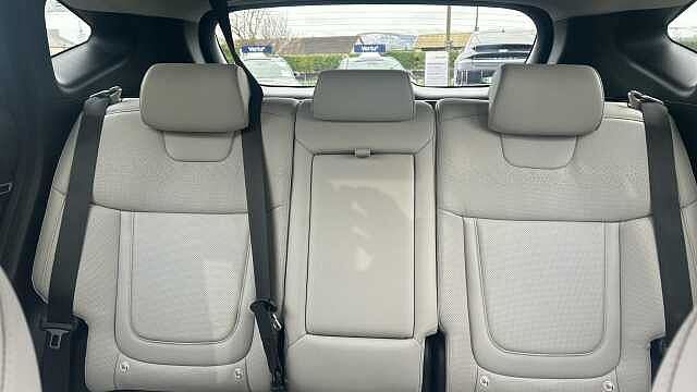 Hyundai TUCSON 1.6 TGDi Plug-in Hybrid Ultimate 5dr 4WD Auto Estate Grey