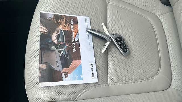 Hyundai TUCSON 1.6 TGDi Plug-in Hybrid Ultimate 5dr 4WD Auto Estate Grey