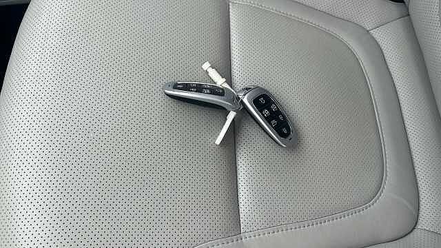 Hyundai TUCSON 1.6 TGDi Plug-in Hybrid Ultimate 5dr 4WD Auto Estate Grey