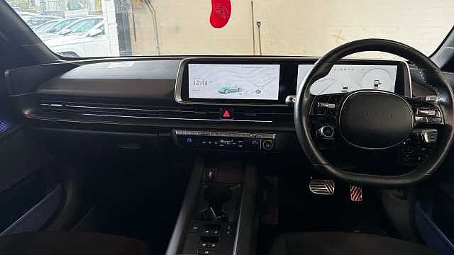 Hyundai IONIQ 6 168kW Premium 77kWh 4dr Auto Electric Saloon