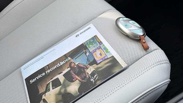 Hyundai IONIQ 5 239kW Ultimate 84 kWh 5dr AWD Auto [Tech Pack] Electric Hatchback Matte - Gravity Gold