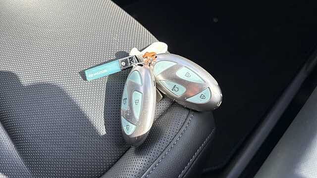 Hyundai IONIQ 6 168kW Ultimate 77kWh 4dr Auto Electric Saloon