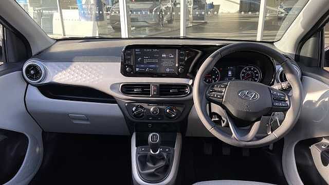 Hyundai i10 1.0 MPi Premium 5dr Petrol Hatchback