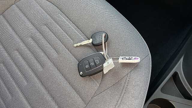 Hyundai i10 1.0 MPi Premium 5dr Petrol Hatchback