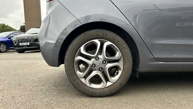Hyundai i20 1.2 MPi Play 5dr Petrol Hatchback