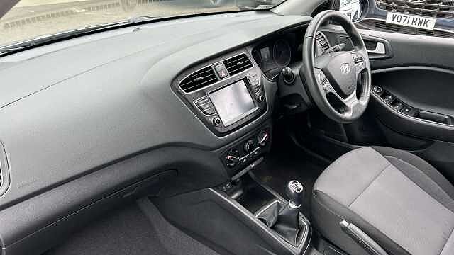 Hyundai i20 1.2 MPi Play 5dr Petrol Hatchback