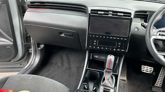 Hyundai TUCSON 1.6 TGDi 48V MHD 180 N Line S 5dr 4WD DCT Petrol Estate Grey