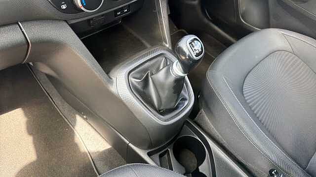 Hyundai i10 1.0 SE 5dr Petrol Hatchback