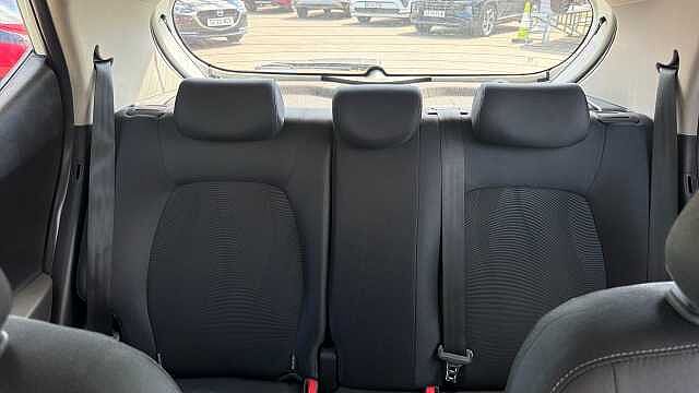 Hyundai i10 1.0 SE 5dr Petrol Hatchback