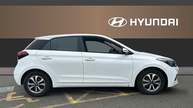 Hyundai i20 1.2 MPi SE 5dr Petrol Hatchback