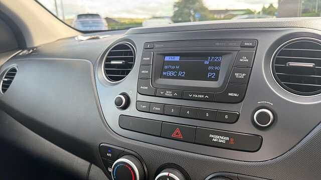 Hyundai i10 1.2 SE 5dr Petrol Hatchback