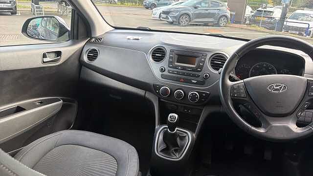 Hyundai i10 1.2 SE 5dr Petrol Hatchback