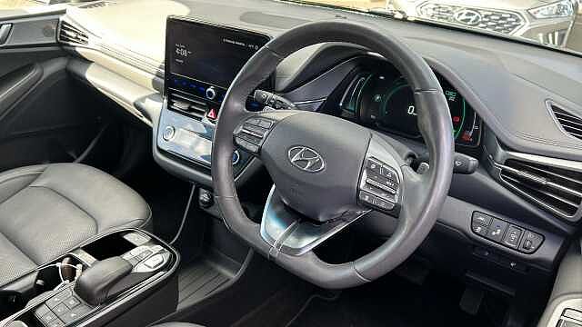 Hyundai IONIQ 100kW Premium SE 38kWh 5dr Auto Electric Hatchback