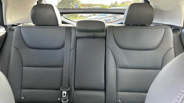 Hyundai IONIQ 100kW Premium SE 38kWh 5dr Auto Electric Hatchback